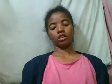 Chaturbate Free Live Porn of lydie856696