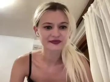 Chaturbate Live Sex of onika_cox