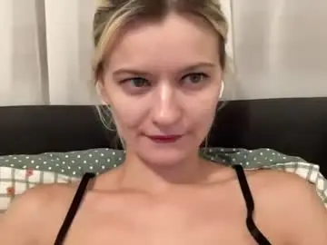 Chaturbate Live Sex Cam of onika_cox