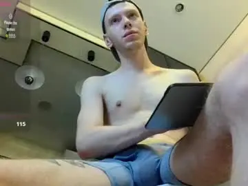 Chaturbate Live Sex Cam of warmwhisp