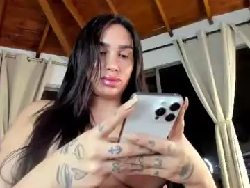 Chaturbate Live Sex Cam of honey_sunshine7