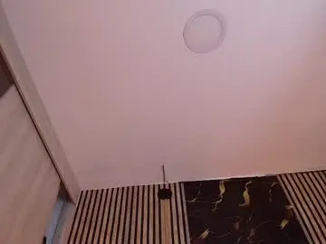 Chaturbate Free Porn Cam of tiny_cherry
