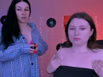 Chaturbate Live Sex Cam of luna_noct