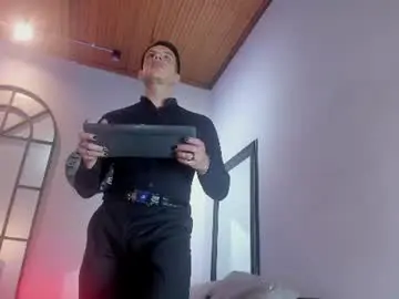Chaturbate Nude Webcam of dustin_sonne