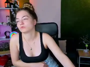 Chaturbate Best live sex cam show of elyra_lir