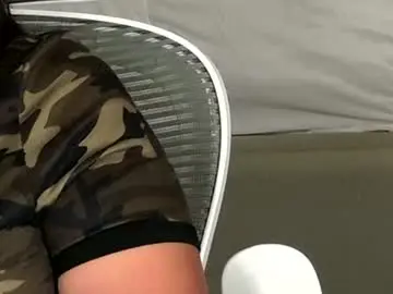 Chaturbate Sex Cam of kxaxmichelle