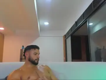 Chaturbate Free Live Porn of jackson_wayne__