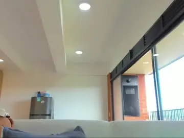 Chaturbate Live Porn of jackson_wayne__