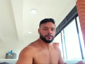 Chaturbate Live Porn of jackson_wayne__