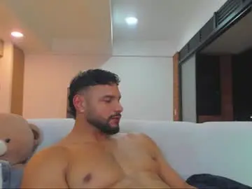 Chaturbate Live Porn of jackson_wayne__