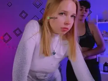 Chaturbate Live Sex of teya_starling
