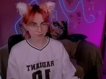 Chaturbate Watch Live Sex Cams of helli_belli