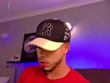Chaturbate Live Sex Cam of ken_boy_