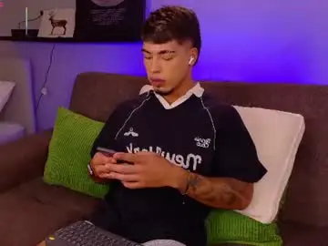Chaturbate Private Sex Chat of ken_boy_