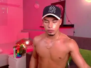 Chaturbate Free Porn Cam of ken_boy_