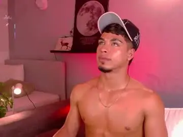Chaturbate Sex Chat of ken_boy_