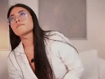 Chaturbate Live Sex Cam of nicoleflorens