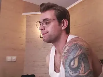 Chaturbate Sex Chat of waynemiller_