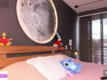 Chaturbate Live Sex Cam of angie_mcqueen