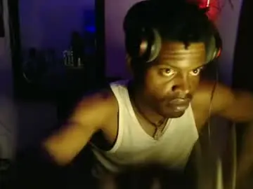 Chaturbate Watch Live Sex Cams of brayan1111x