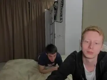 Chaturbate Live Sex Cam of esthetics_boys