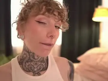 Chaturbate Sex Cam of fuckingtoy_