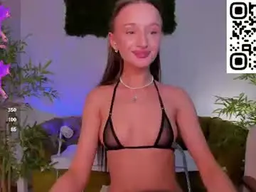 Chaturbate Live Sex Cam of pearl_bloom