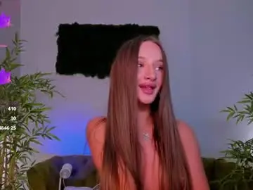 Chaturbate Live Sex Cam of pearl_bloom