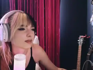 Chaturbate Nude Webcam of avi_nile