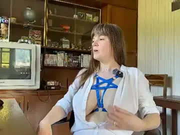 Chaturbate Nude Webcam of claire_moulin