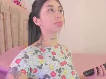 Chaturbate Live Porn of hilary_jones_22