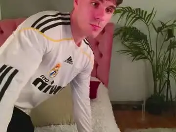 Chaturbate Live Sex Cam of sam_huston18