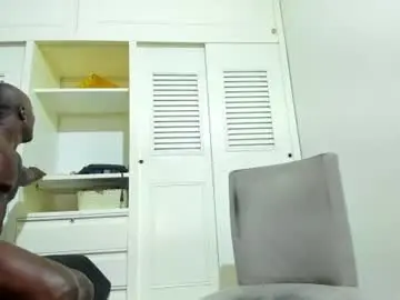 Chaturbate Free Porn Cam of jamiee_f
