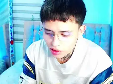 Chaturbate Adult Video Chat of _justinmoon2