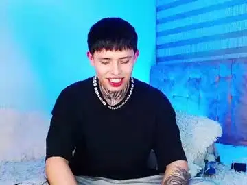 Chaturbate Free Porn Cam of _justinmoon2