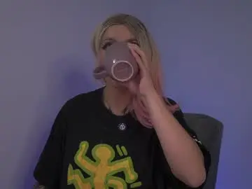 Chaturbate Best live sex cam show of cyberzoe