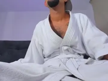 Chaturbate Live Sex Cam of enyel_100