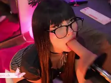 Chaturbate Adult Video Chat of viollettebylyly