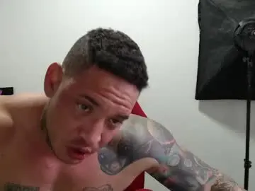 Chaturbate Adult Webcam of benjamin_isaac