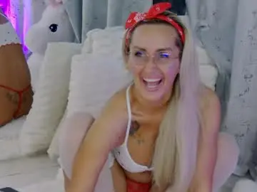 Chaturbate Adult Video Chat of isabelleethan