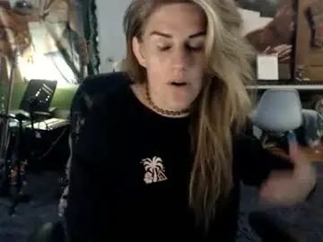 Chaturbate Live Sex of katiecutie_5
