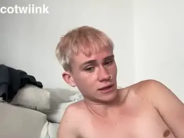 Chaturbate Watch Live Sex Cams of twiinknico