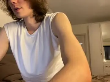 Chaturbate Live Sex Cam of big_lil_small