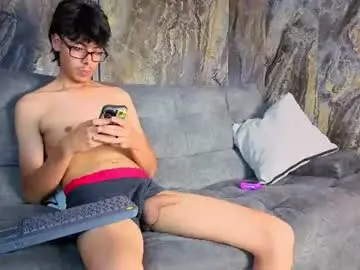 Chaturbate Live Porn of ryann_wolf