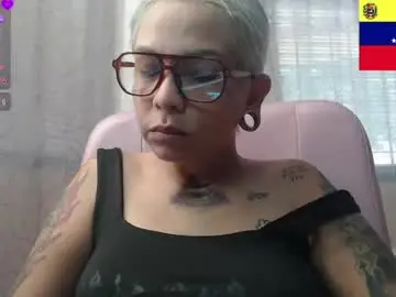 Chaturbate Live Porn of moon_cat85