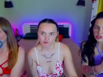 Chaturbate Live Sex Cam of ashley_crashly