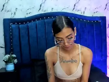 Chaturbate Nude Webcam of karlaslutskinny__