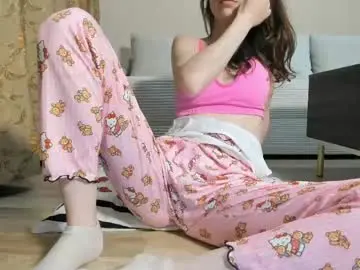 Chaturbate Best live sex cam show of 1nwardly_beauty