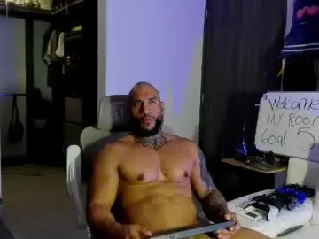 Chaturbate Free Live Porn of andrewjohnson0