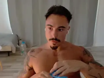 Chaturbate Live Sex of master_lukass
